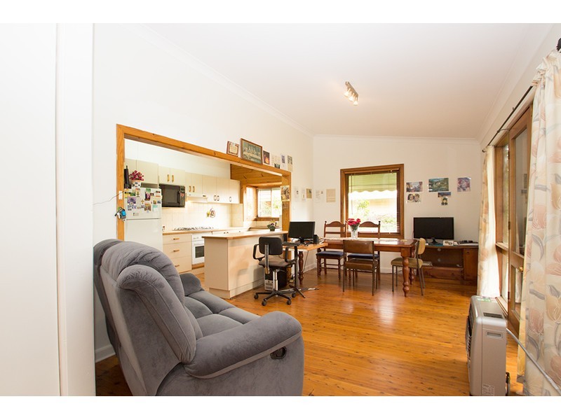 10 Balfour Street, Culcairn NSW 2660