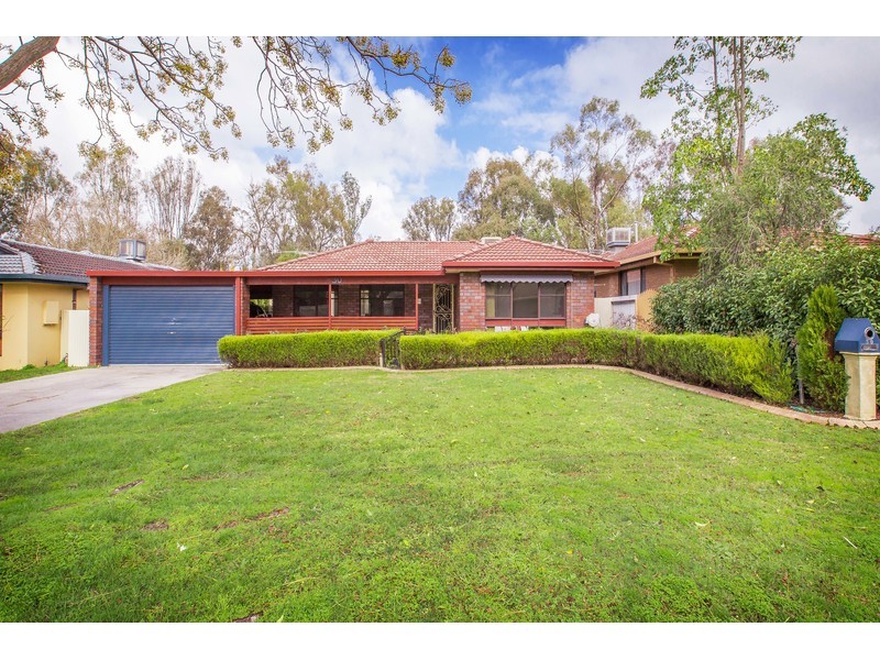 30 Sunwood Drive, Lavington NSW 2641