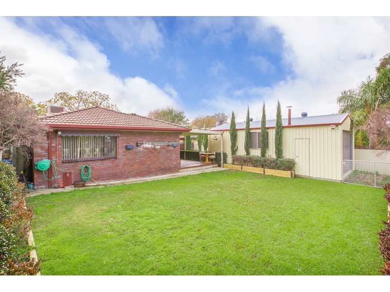 30 Sunwood Drive, Lavington NSW 2641