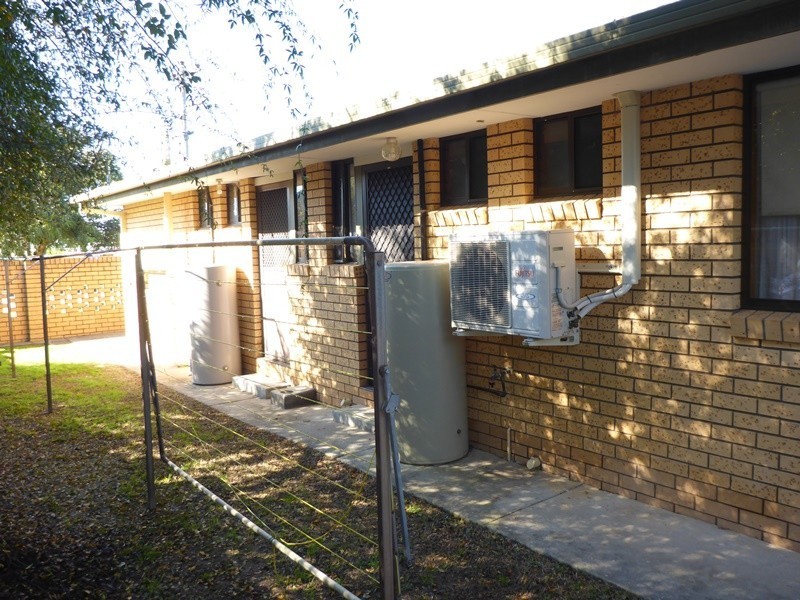 2/611 Prune Street, Lavington NSW 2641