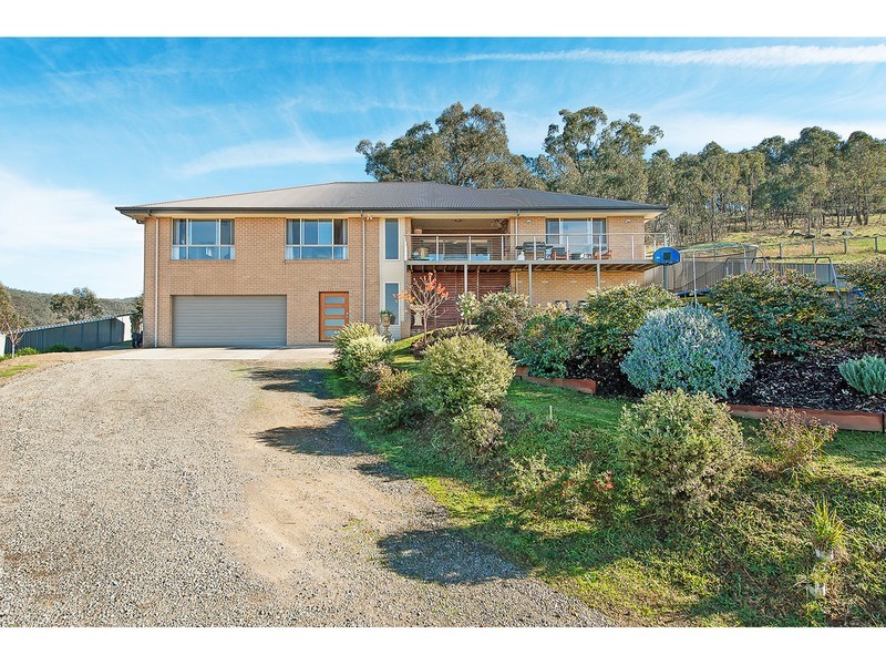 9 Billson Place, Glenroy NSW 2640