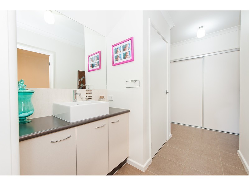 9 Billson Place, Glenroy NSW 2640