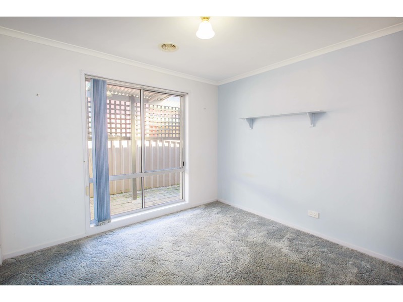 7 Orchard Way, Lavington NSW 2641