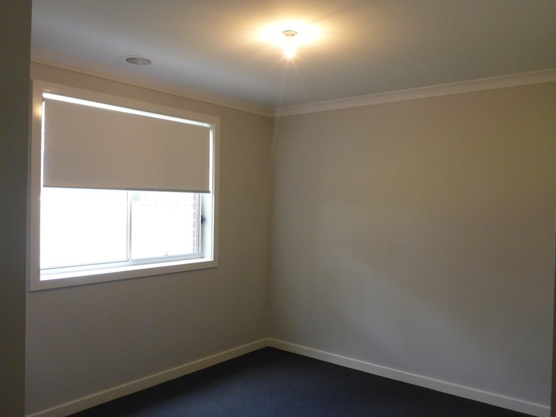 2/50 Hotham Circuit, Thurgoona NSW 2640