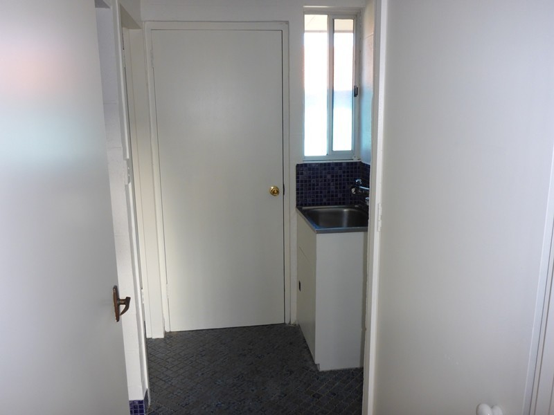 1/631 Storey Street, Lavington NSW 2641