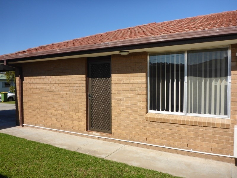 1/631 Storey Street, Lavington NSW 2641