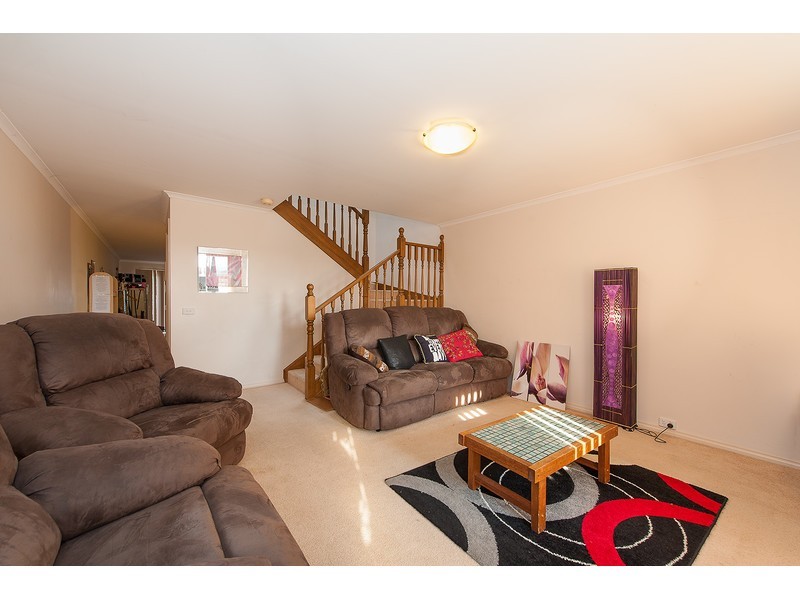 1/546 Kotthoff Street, Lavington NSW 2641