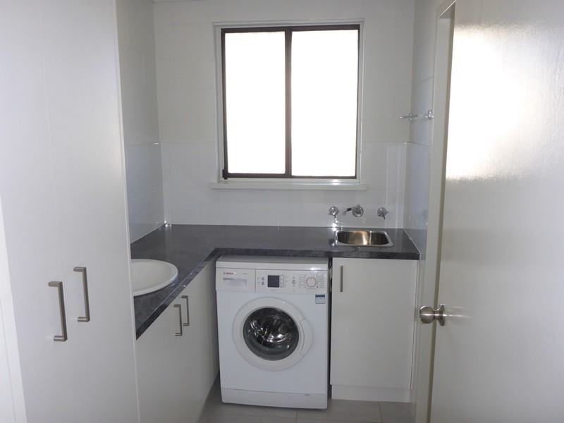 1/395 Dick Road, Lavington NSW 2641