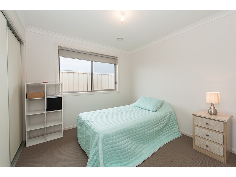 1/32 Whitton Drive, Thurgoona NSW 2640