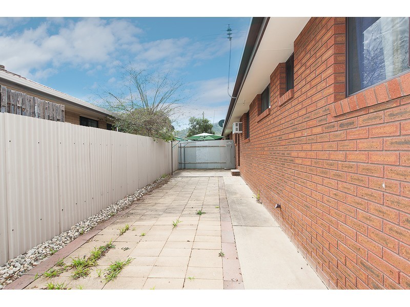 17/595 Webb Street, Lavington NSW 2641