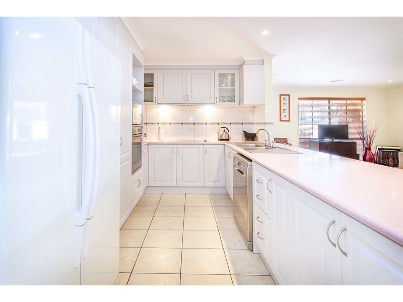 25 Heppner Court, Thurgoona NSW 2640