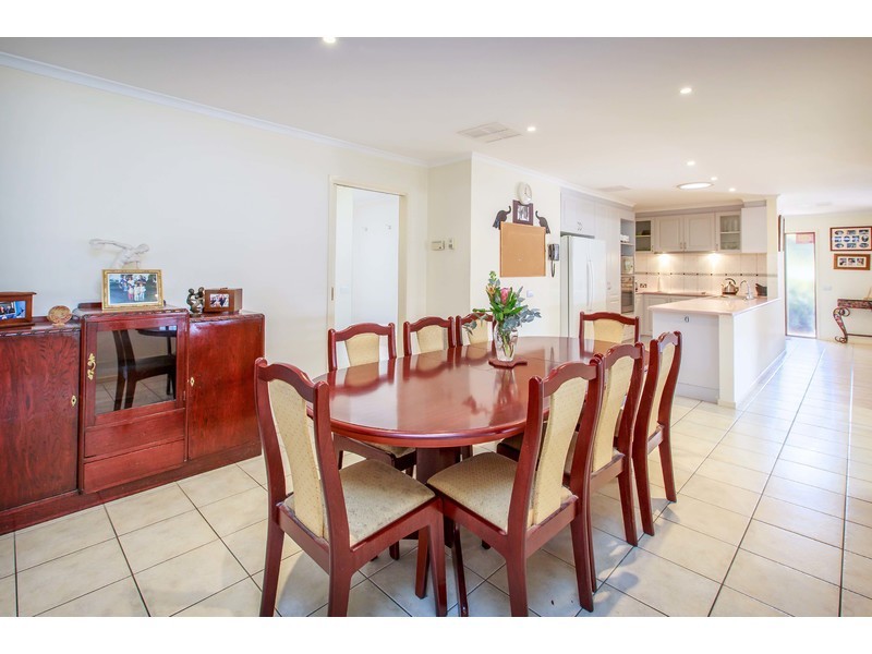 25 Heppner Court, Thurgoona NSW 2640