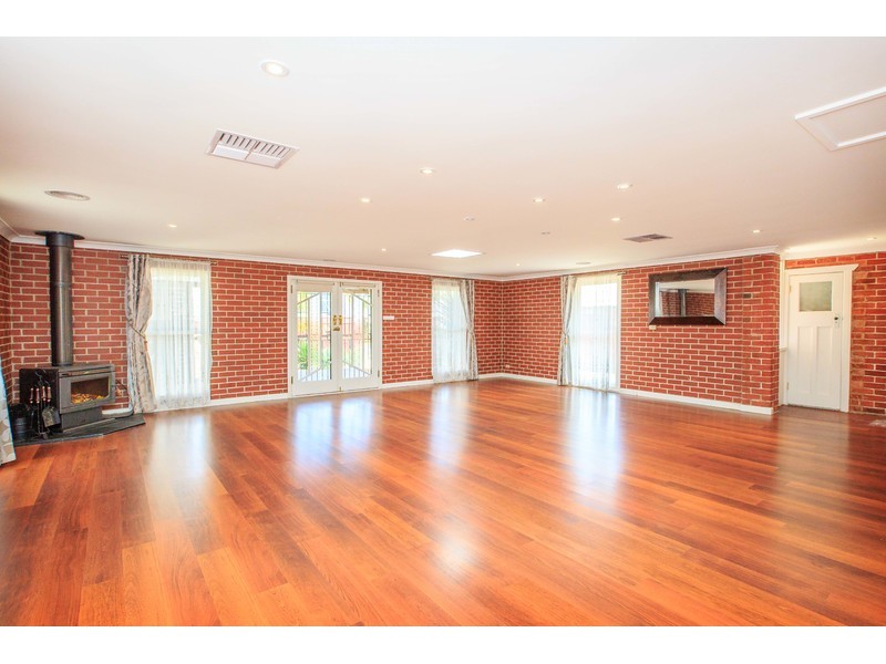 673 Forrest Hill Avenue, Albury NSW 2640