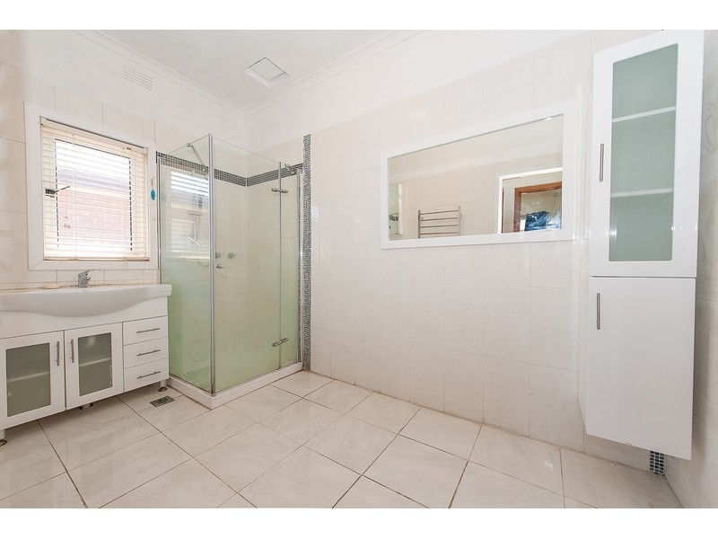 1043 Mate Street, North Albury NSW 2640