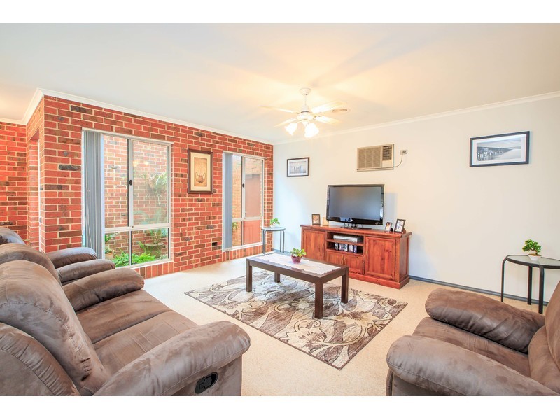 513 Iluka Cresent, Lavington NSW 2641