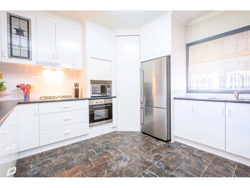513 Iluka Cresent, Lavington NSW 2641