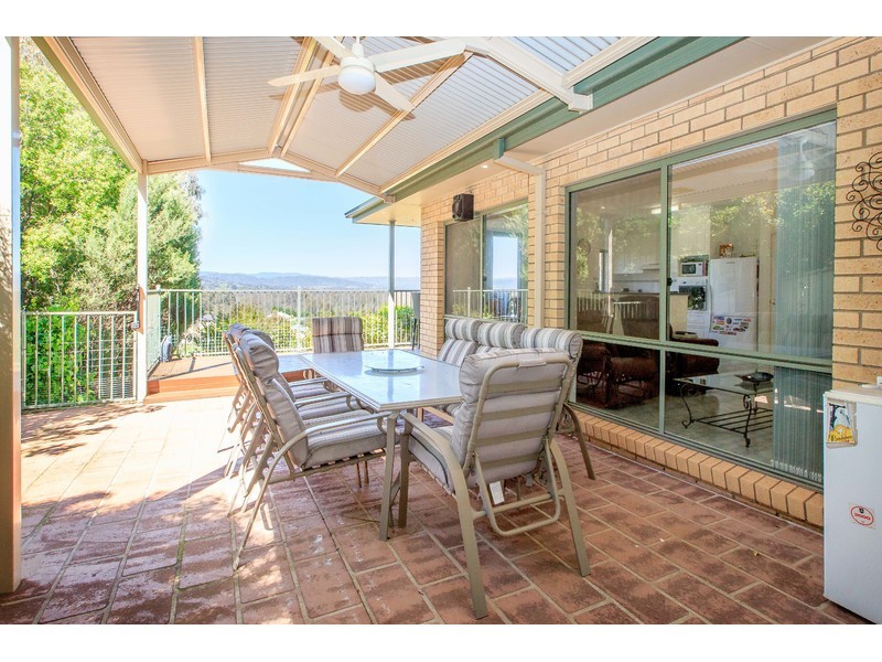 6 Campbell Court, East Albury NSW 2640