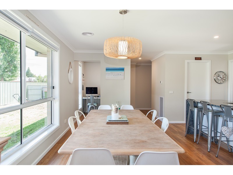 95 Watson Street, Jindera NSW 2642