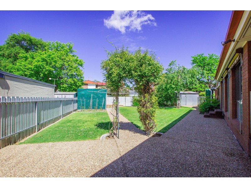 1043 Fairview Drive, North Albury NSW 2640