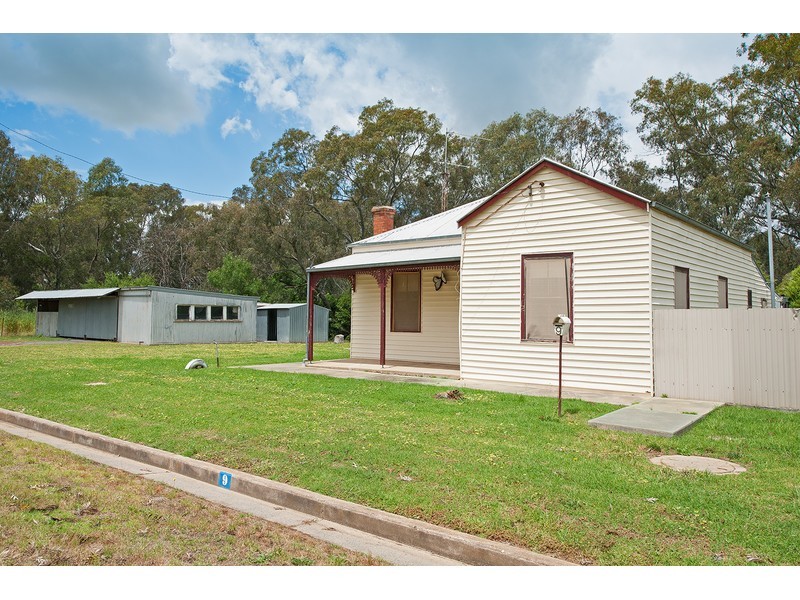 9 Wattle Street, Culcairn NSW 2660
