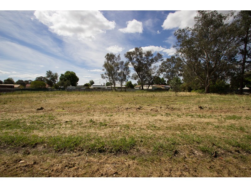 5 Barkly Street, Chiltern VIC 3683