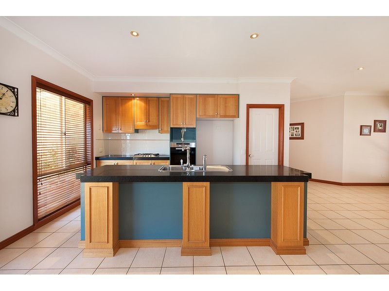 3 Newton Circuit, Thurgoona NSW 2640