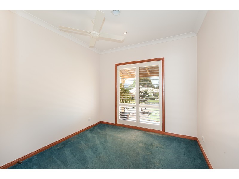 3 Newton Circuit, Thurgoona NSW 2640