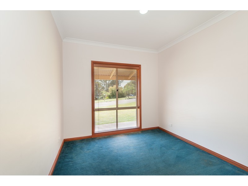 3 Newton Circuit, Thurgoona NSW 2640