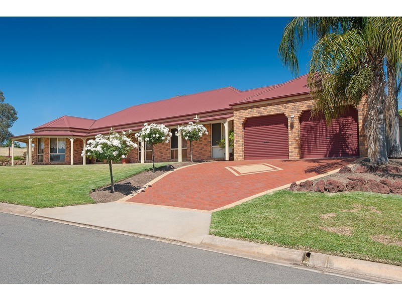 3 Newton Circuit, Thurgoona NSW 2640