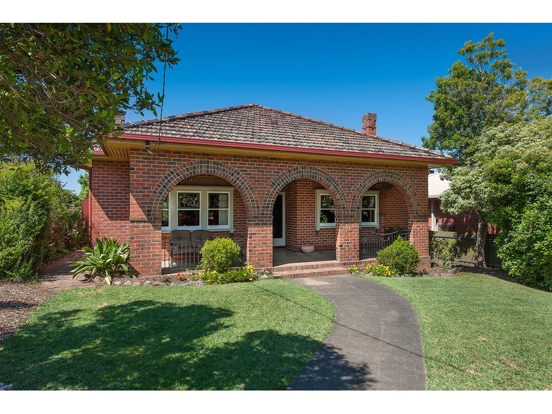 329 Vallombrosa Street, East Albury NSW 2640
