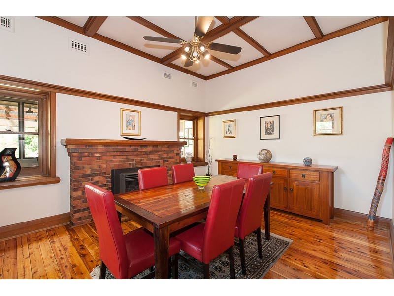 329 Vallombrosa Street, East Albury NSW 2640