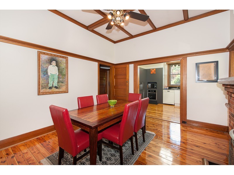 329 Vallombrosa Street, East Albury NSW 2640