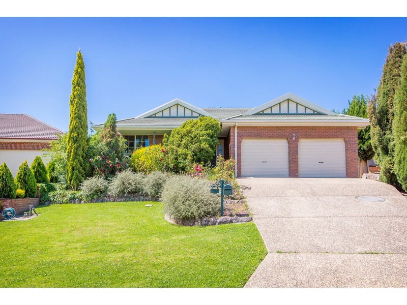 6 Chelsea Court, West Albury NSW 2640