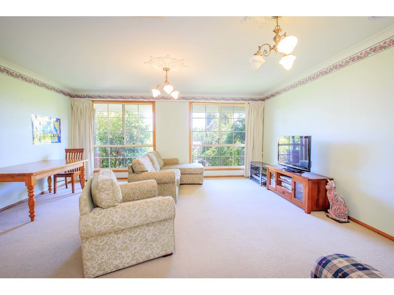 6 Chelsea Court, West Albury NSW 2640