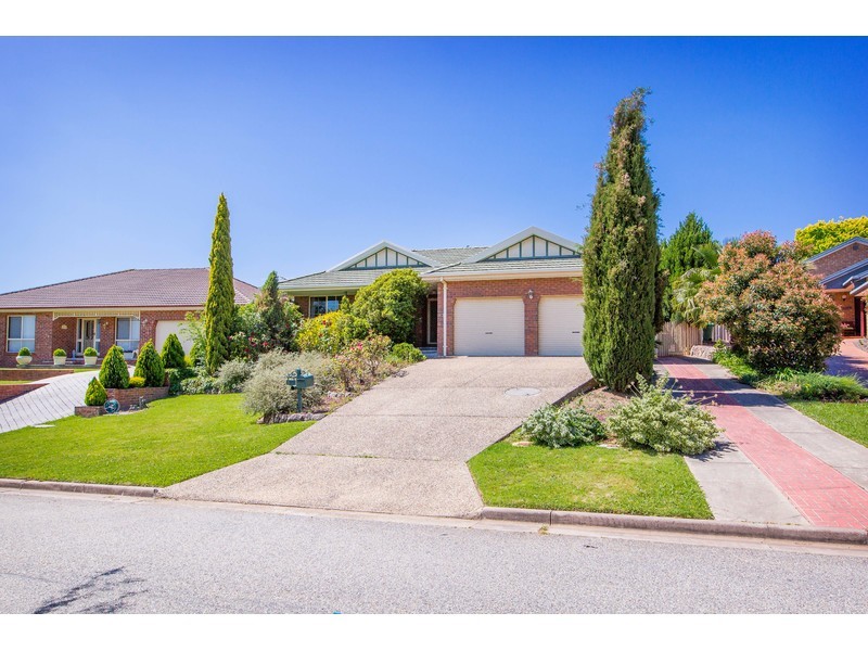 6 Chelsea Court, West Albury NSW 2640