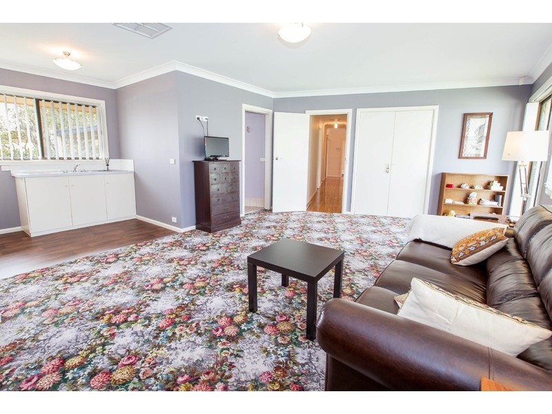 491 Kaitlers Road, Lavington NSW 2641