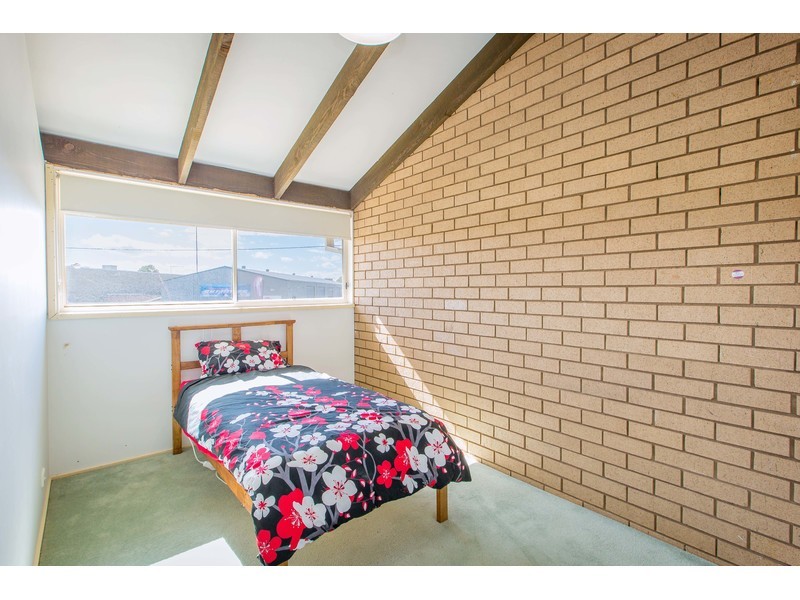 1/429 Griffith Road, Lavington NSW 2641