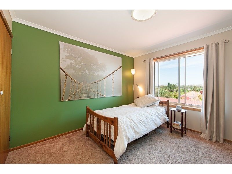 4 Grandview Terrace, East Albury NSW 2640