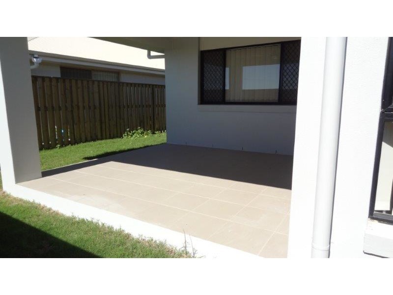 46 Donovan Street, Blacks Beach QLD 4740