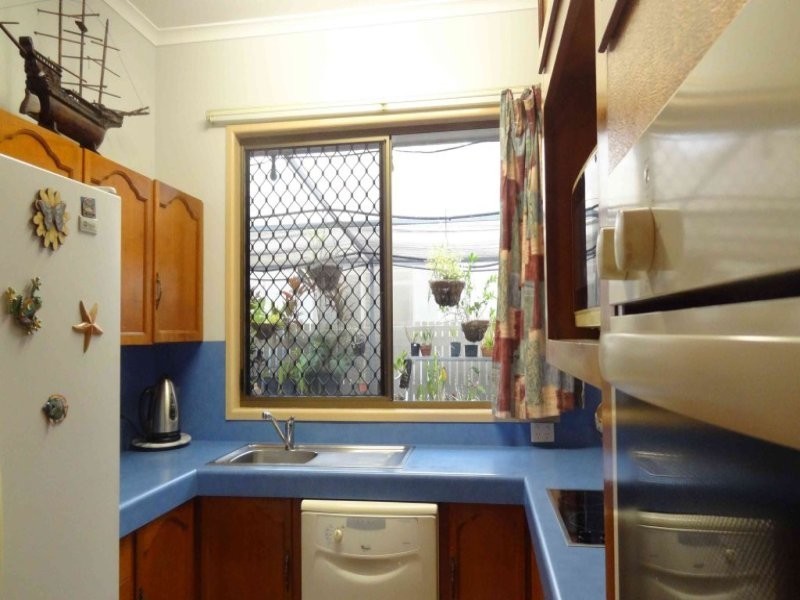 2 Williams Avenue, Bucasia QLD 4750