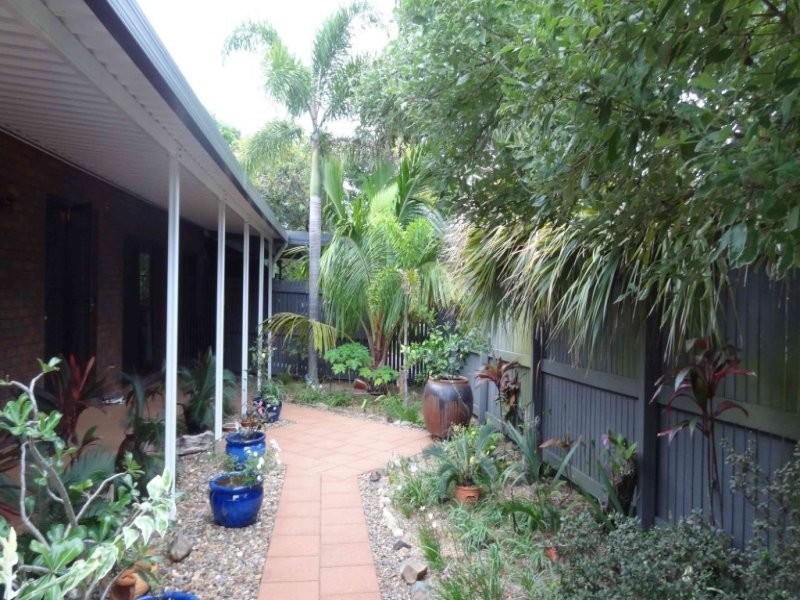 2 Williams Avenue, Bucasia QLD 4750