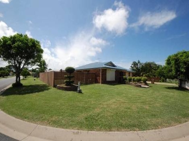 13 Starboard Circuit, Shoal Point QLD 4750