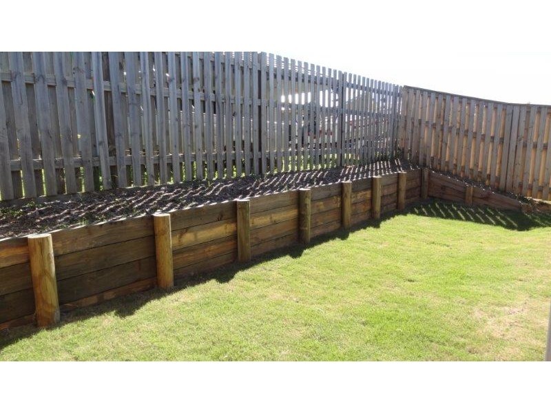 34 Newport Parade, Blacks Beach QLD 4740