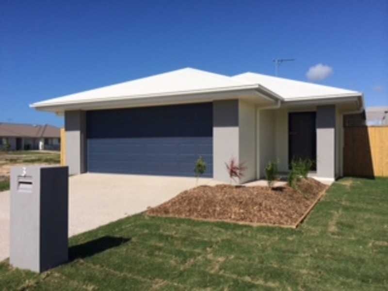 3 Henley Close, Blacks Beach QLD 4740