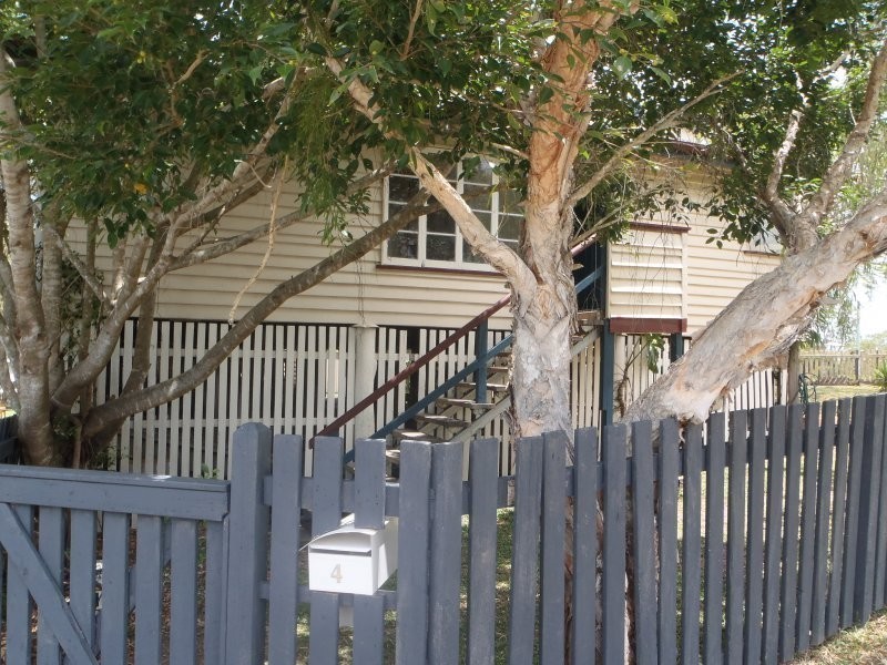 4 Leavinia St, Gympie QLD 4570