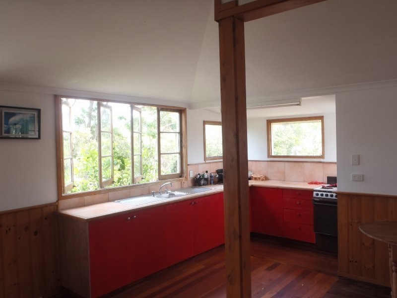 4 Leavinia St, Gympie QLD 4570