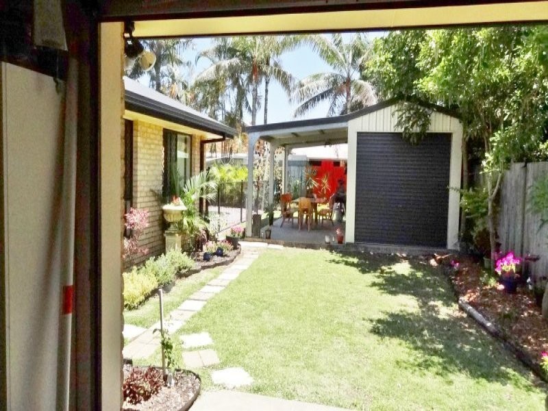 20 Royal Sands Boulevard, Bucasia QLD 4750