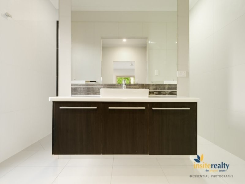 37 Dolphin Drive, Bucasia QLD 4750