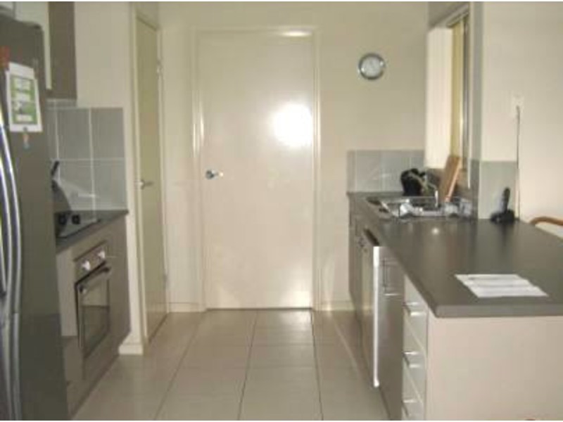 7 Burrows Street, Sippy Downs QLD 4556