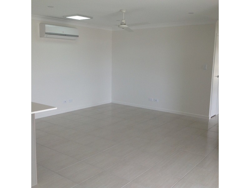1/1 Woodswallow Crescent, Bli Bli QLD 4560